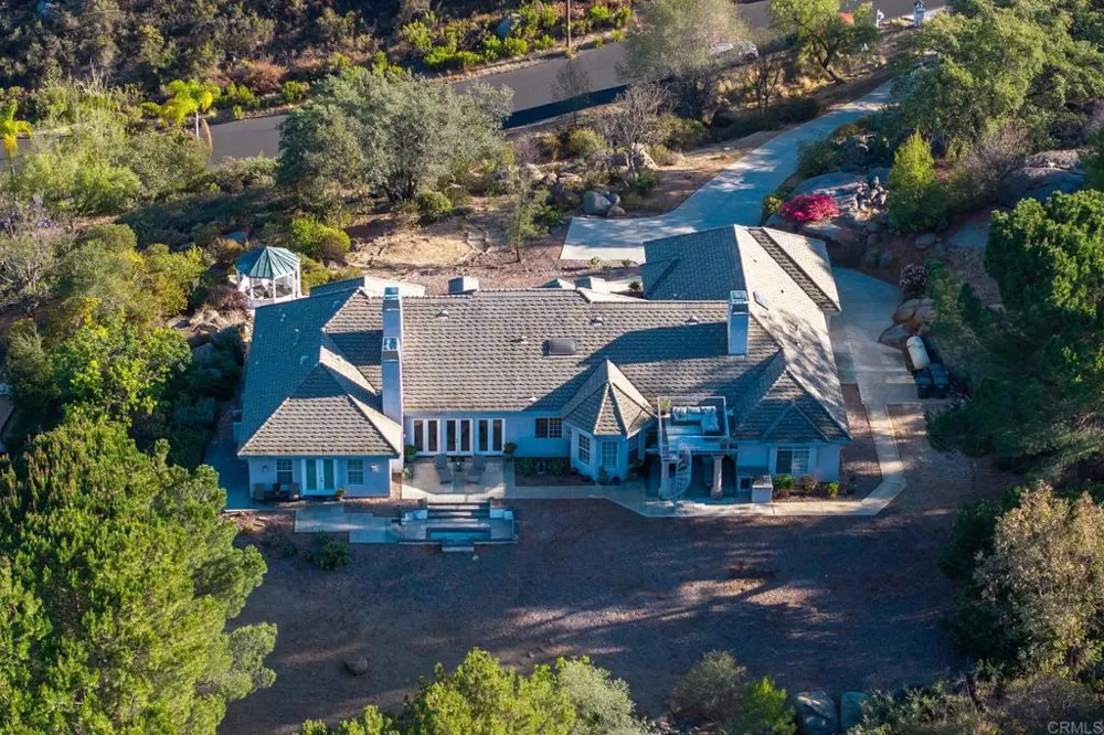 3157 VIA VIEJAS OESTE Alpine, CA 91901