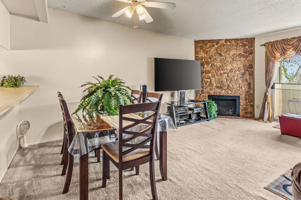 276 S Pierce Street El Cajon, CA 92020