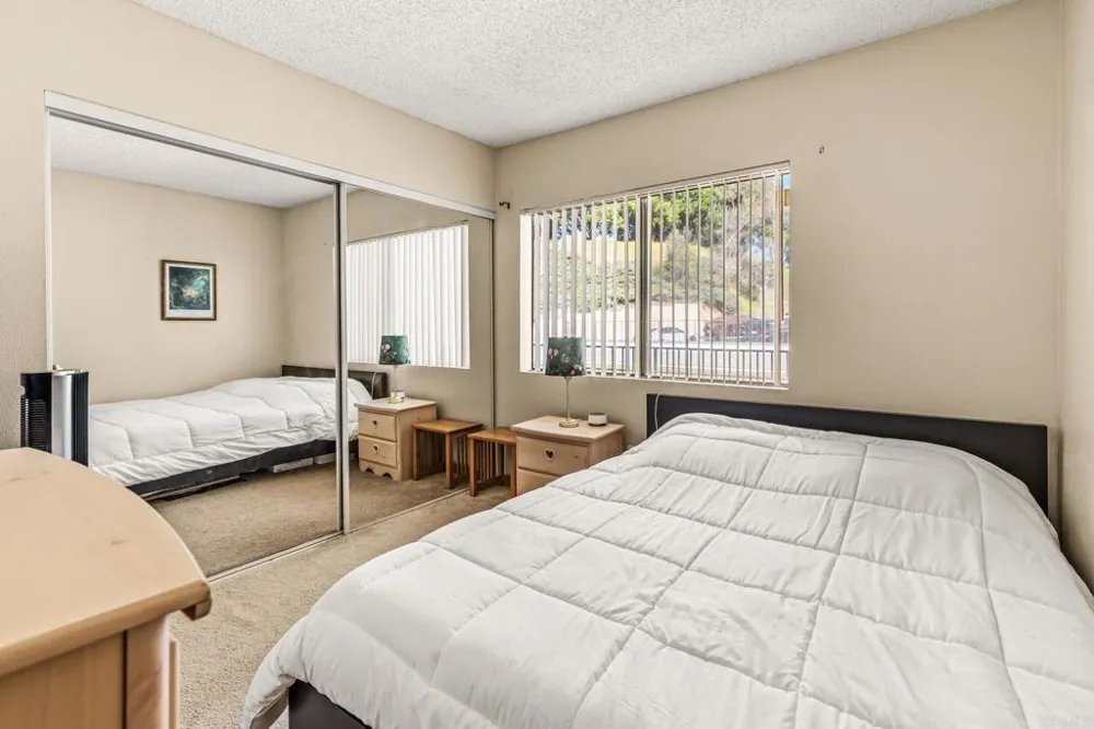 276 S Pierce Street El Cajon, CA 92020