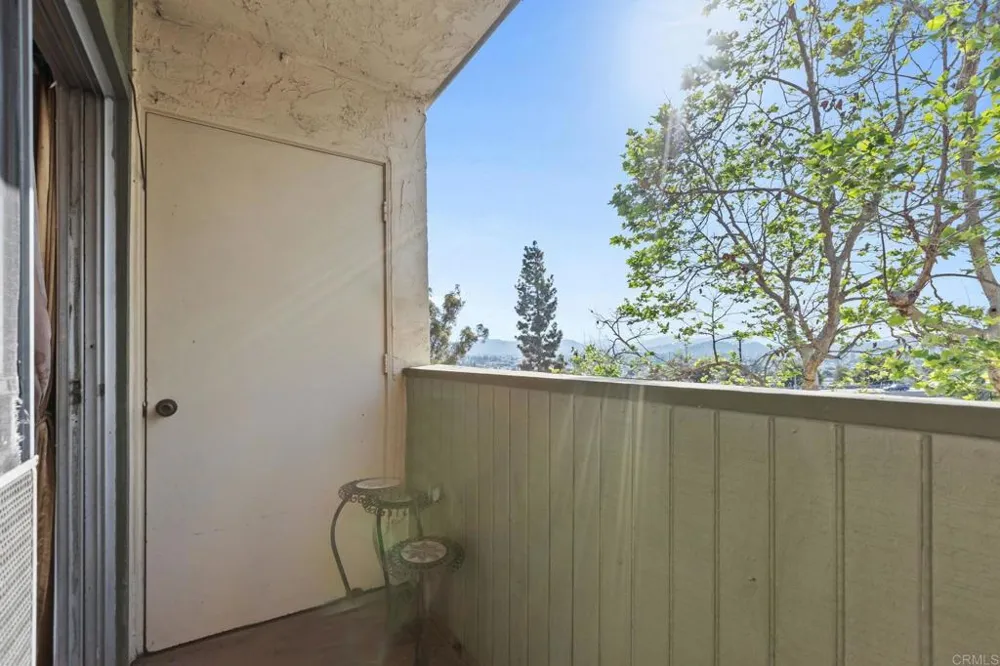 276 S Pierce Street El Cajon, CA 92020