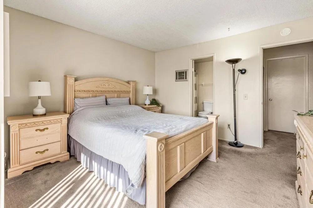 276 S Pierce Street El Cajon, CA 92020