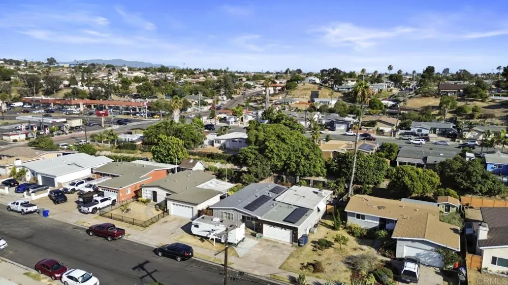 3002 E 11th Street National City, CA 91950