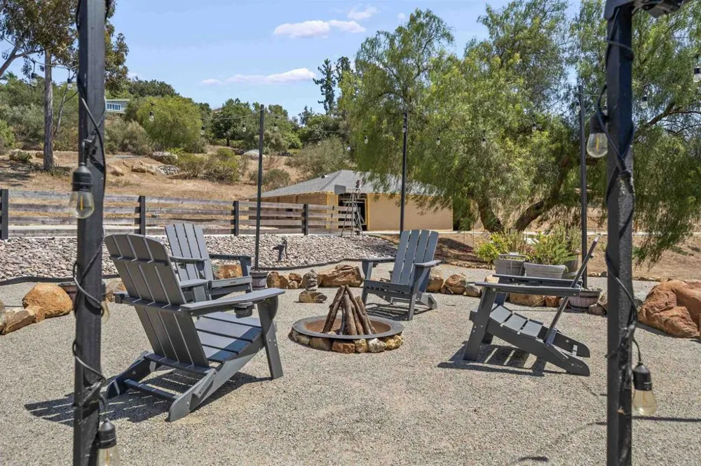 3268 Peg Leg Mine Rd Jamul, CA 91935