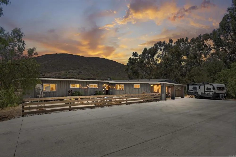 3268 Peg Leg Mine Rd Jamul, CA 91935