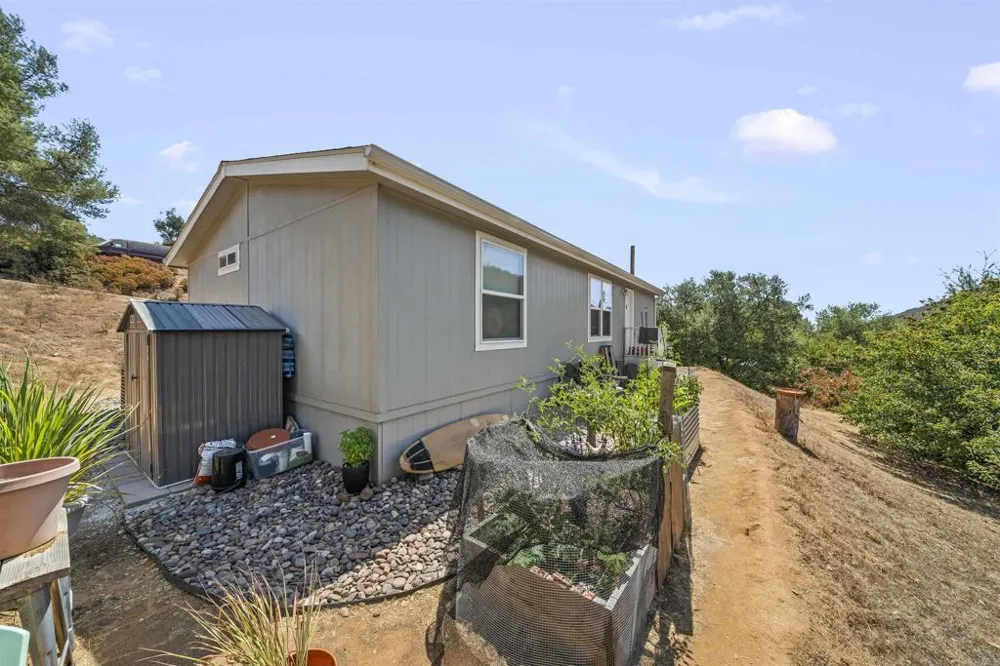 3268 Peg Leg Mine Rd Jamul, CA 91935