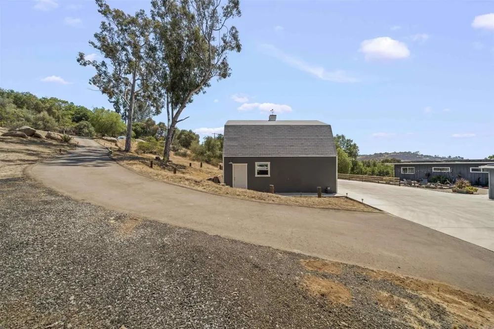 3268 Peg Leg Mine Rd Jamul, CA 91935