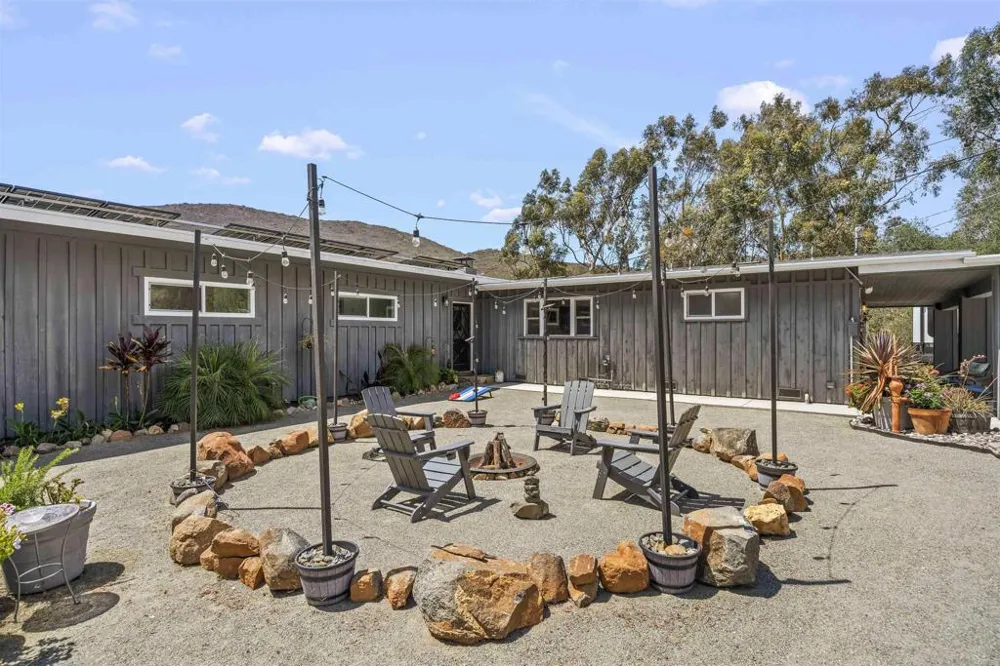 3268 Peg Leg Mine Rd Jamul, CA 91935