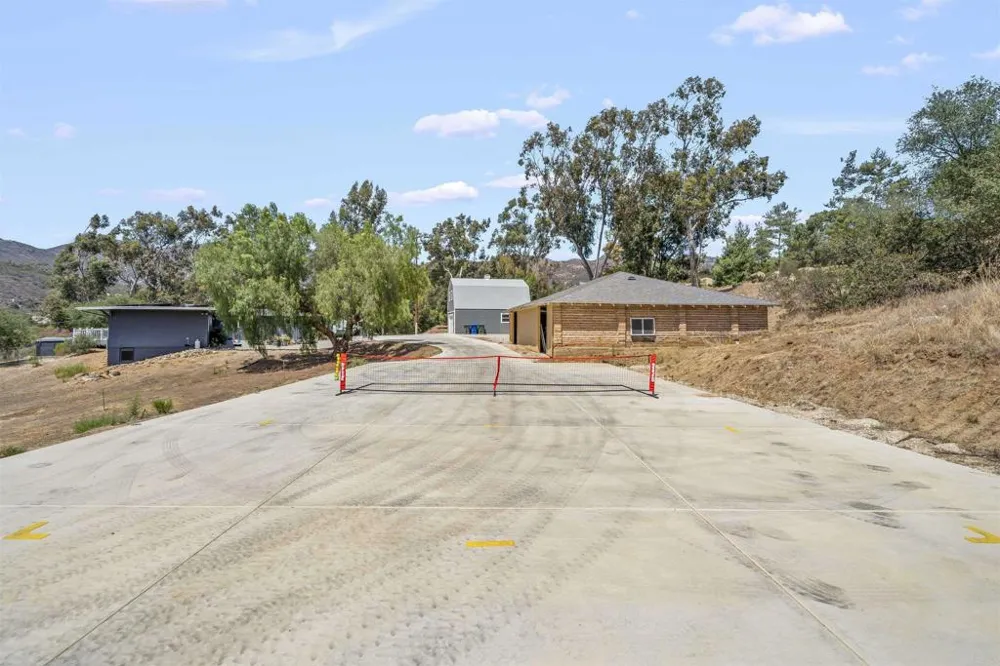3268 Peg Leg Mine Rd Jamul, CA 91935