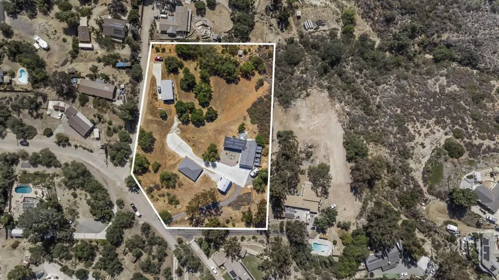 3268 Peg Leg Mine Rd Jamul, CA 91935