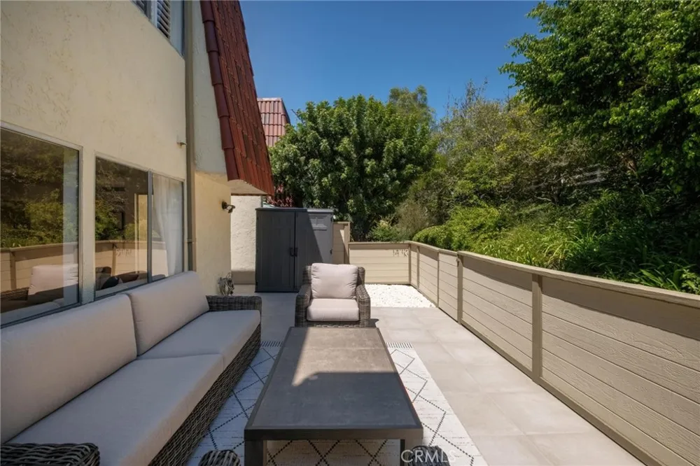 43 Cresta Verde Rolling Hills Estates, CA 90274