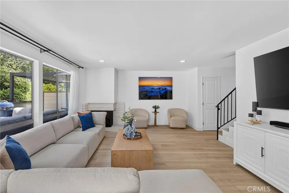 43 Cresta Verde Rolling Hills Estates, CA 90274
