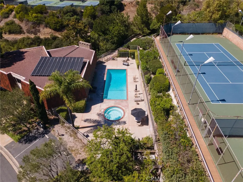 43 Cresta Verde Rolling Hills Estates, CA 90274