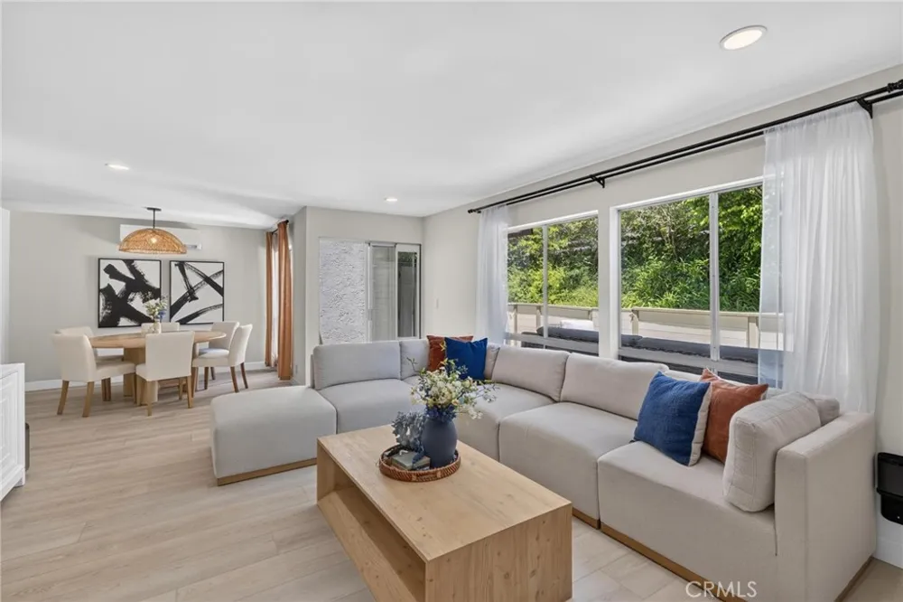 43 Cresta Verde Rolling Hills Estates, CA 90274