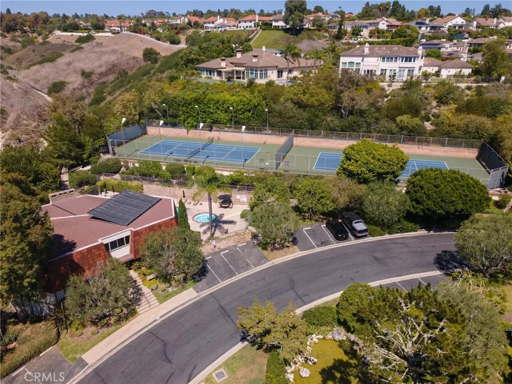 43 Cresta Verde Rolling Hills Estates, CA 90274