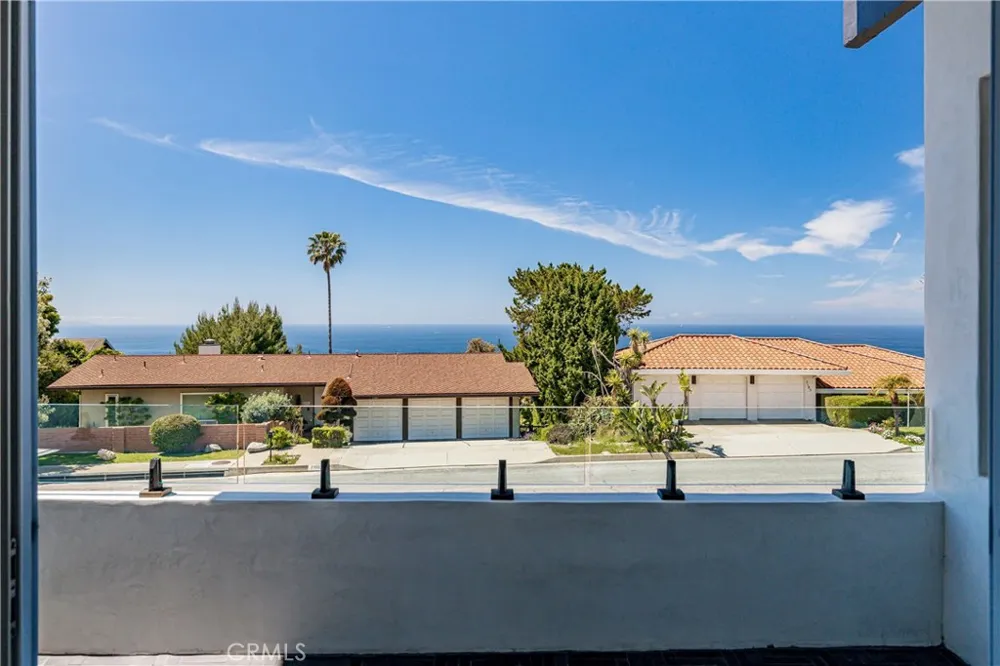7190 Crest Rancho Palos Verdes, CA 90275