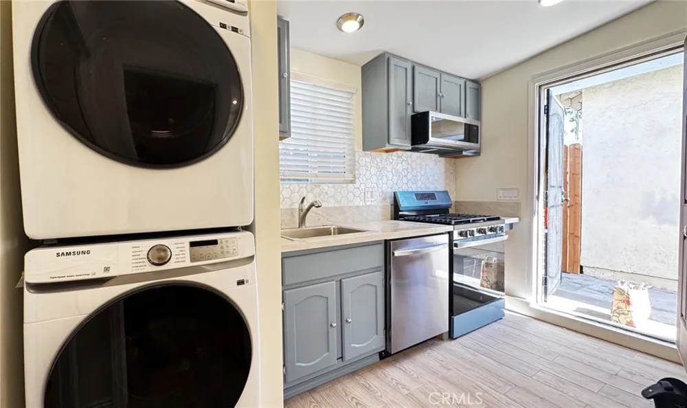 3117 Newton Torrance, CA 90505
