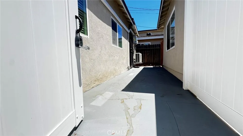 3117 Newton Torrance, CA 90505