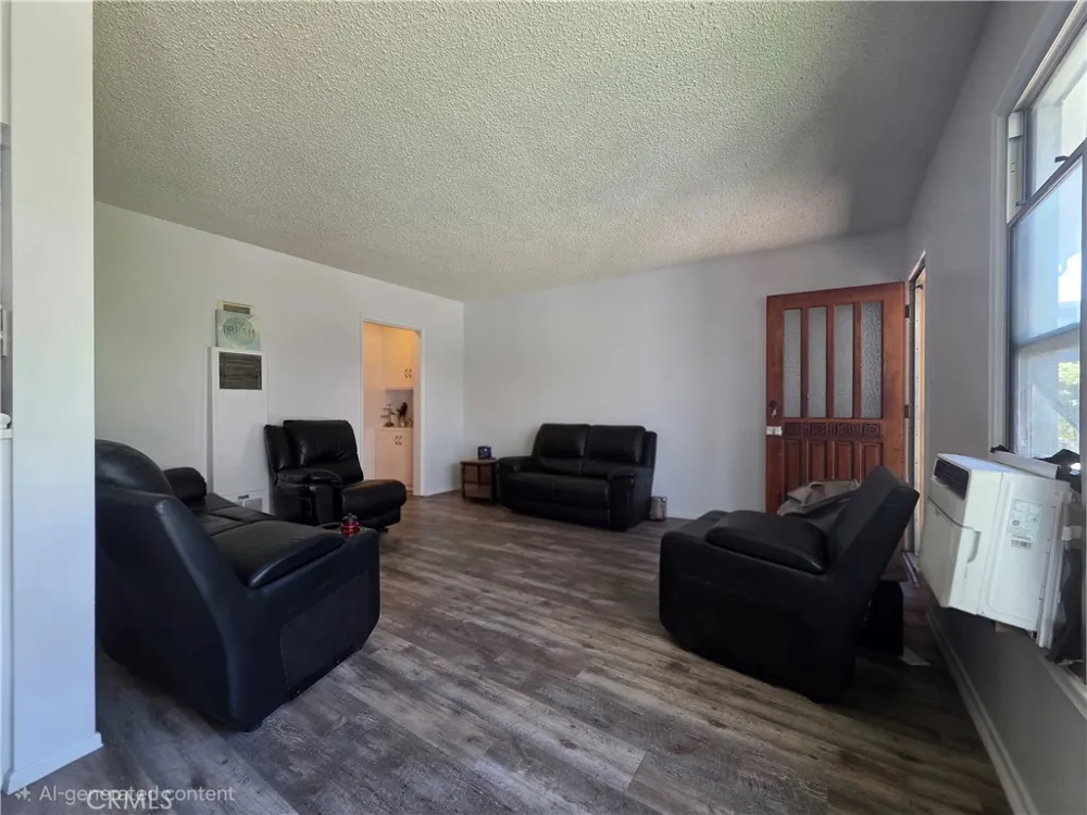 735 Cedar Avenue Long Beach, CA 90813