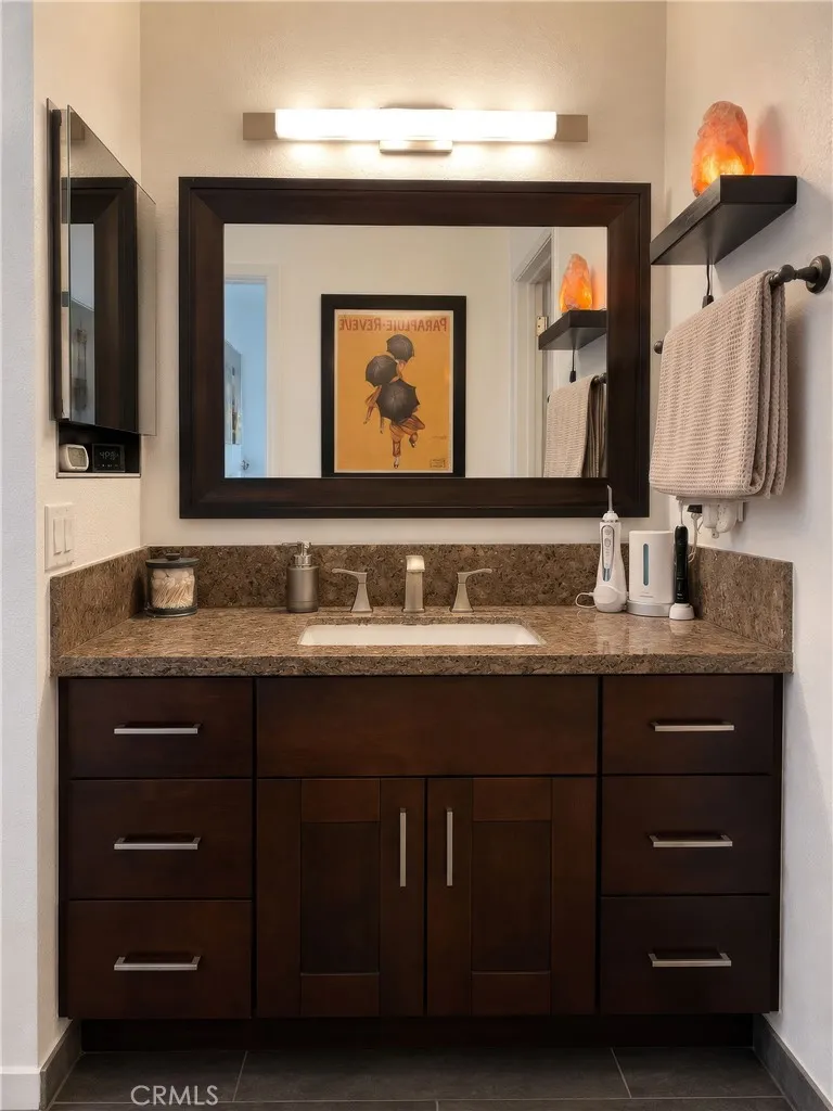 8163 Redlands #39 Playa del Rey, CA 90293