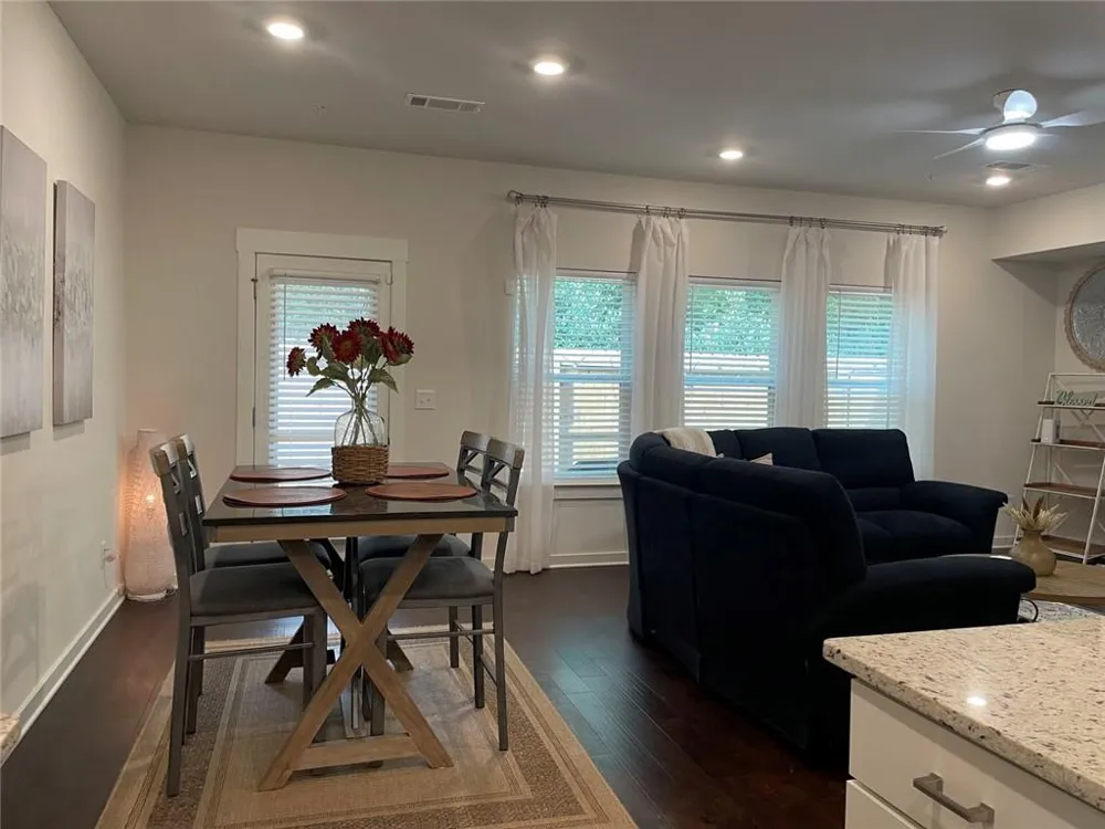 3725 Gardenwick Road Powder Springs, GA 30127