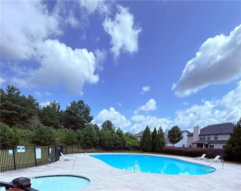 3725 Gardenwick Road Powder Springs, GA 30127