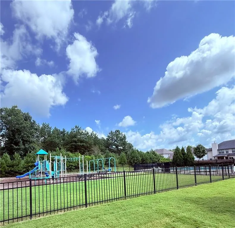 3725 Gardenwick Road Powder Springs, GA 30127