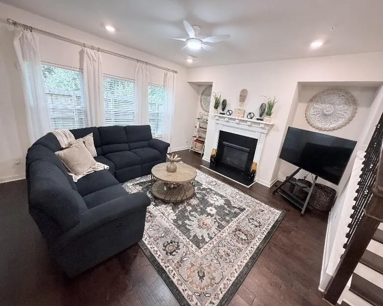 3725 Gardenwick Road Powder Springs, GA 30127
