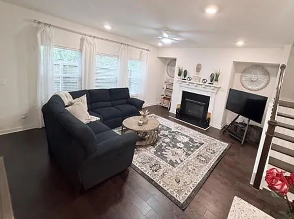3725 Gardenwick Road Powder Springs, GA 30127