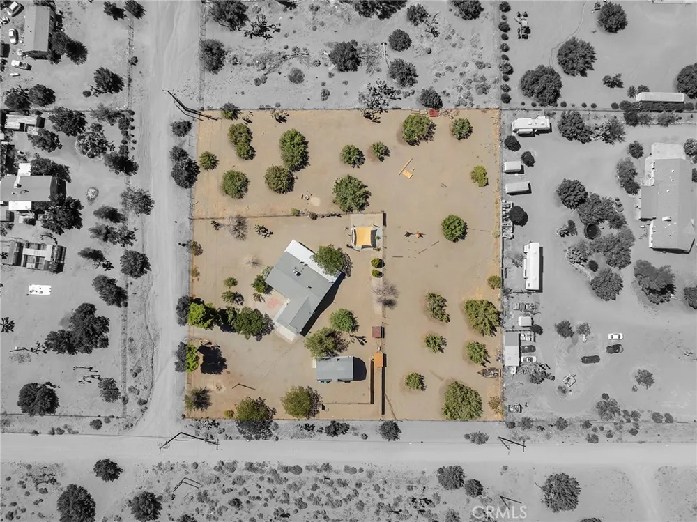 3583 Smoke Tree Phelan, CA 92371