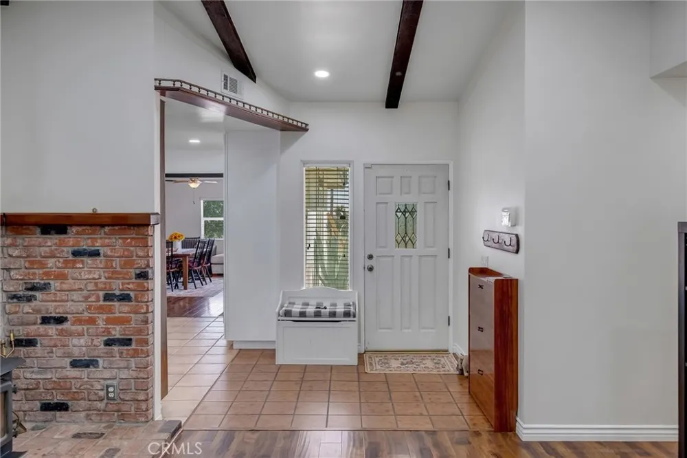 3583 Smoke Tree Phelan, CA 92371