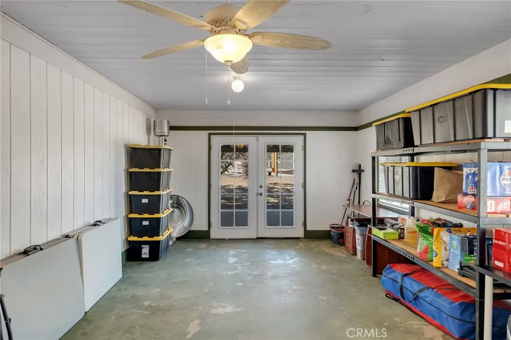 3583 Smoke Tree Phelan, CA 92371
