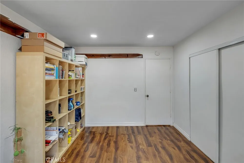3583 Smoke Tree Phelan, CA 92371
