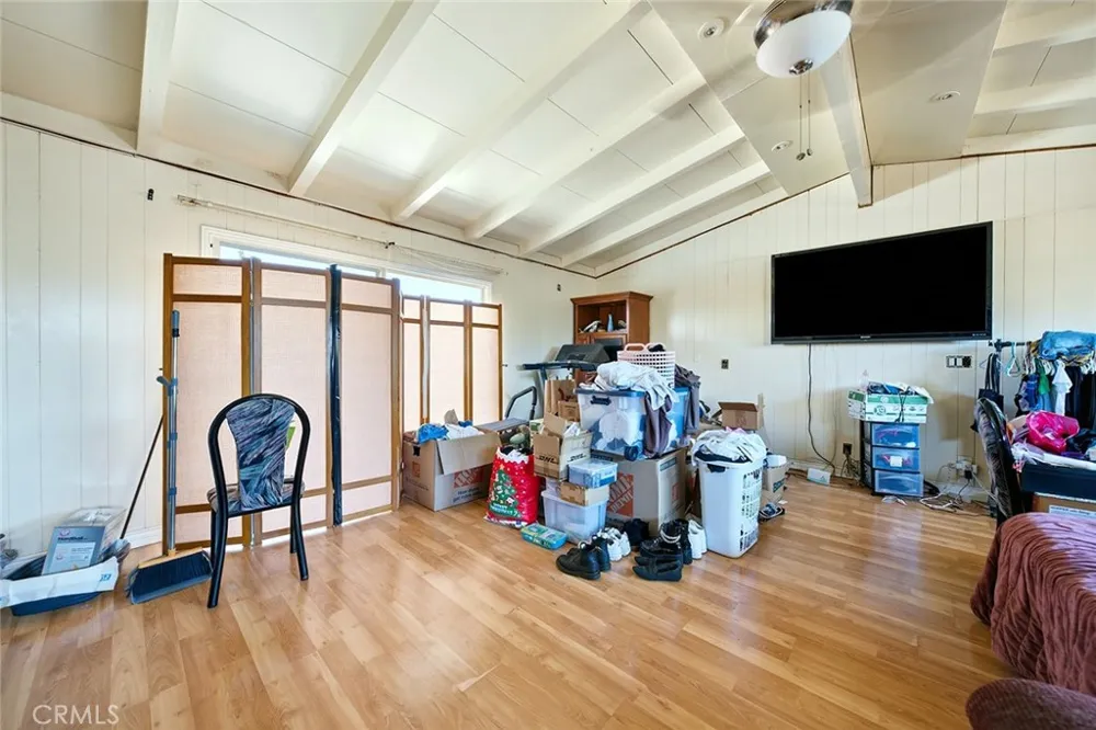 12082 Janette Garden Grove, CA 92840