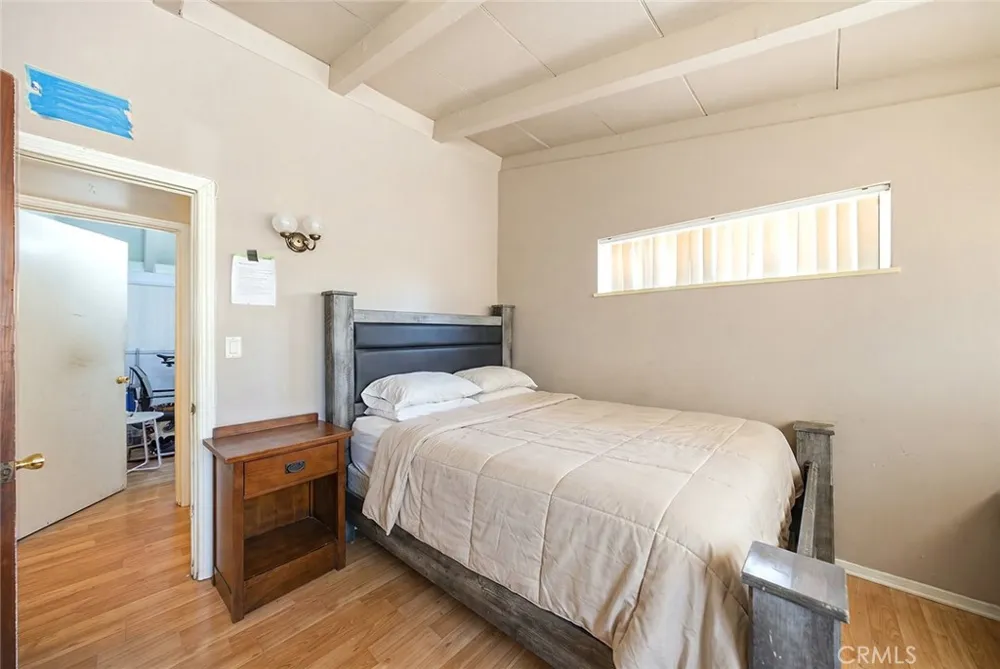 12082 Janette Garden Grove, CA 92840