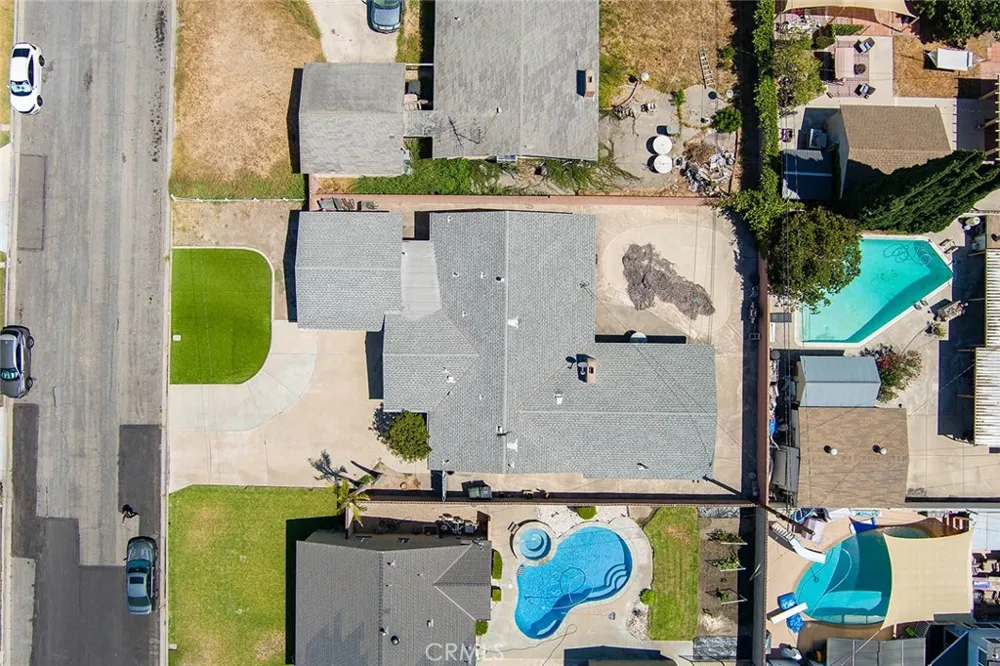 12082 Janette Garden Grove, CA 92840