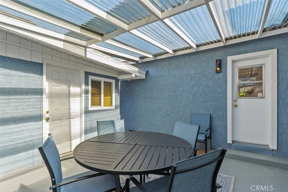 1355 E Olive Street Colton, CA 92324