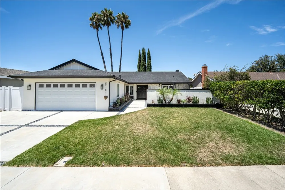 29181 Via San Sebastian Laguna Niguel, CA 92677