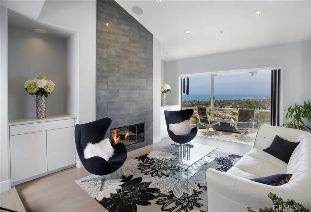 3 Via Pasa San Clemente, CA 92673