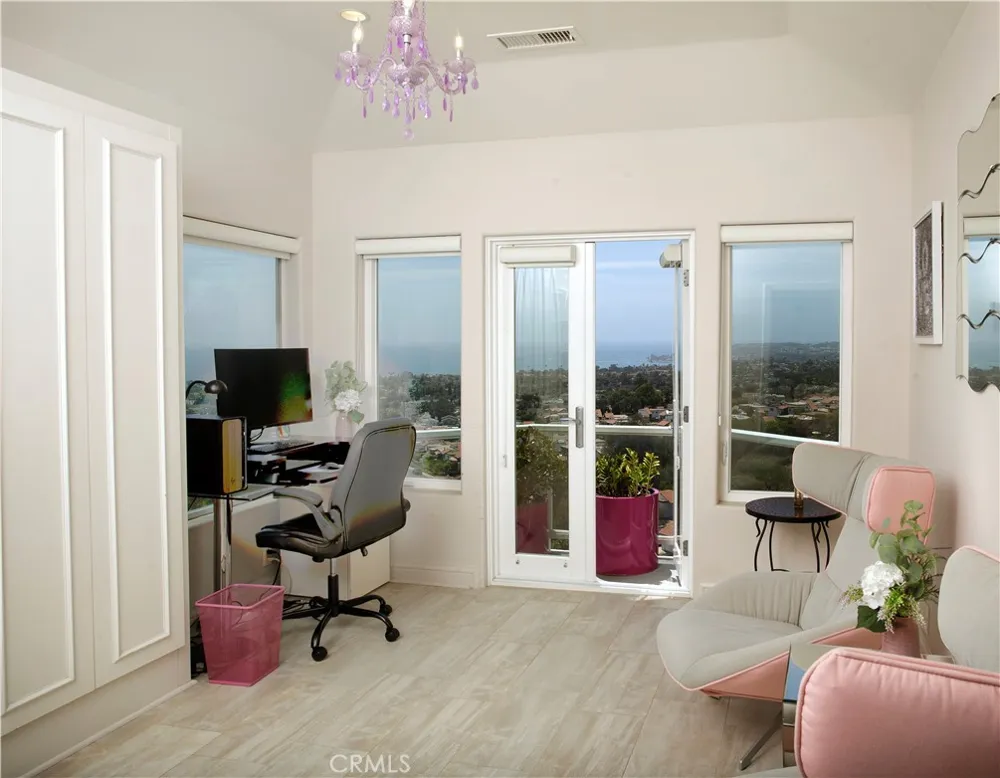 3 Via Pasa San Clemente, CA 92673