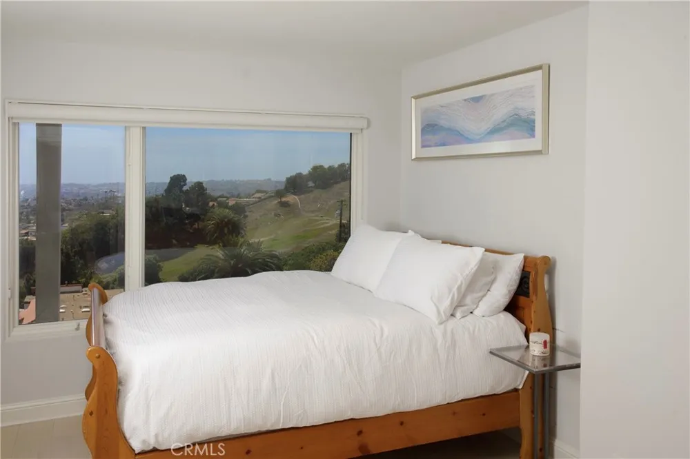 3 Via Pasa San Clemente, CA 92673