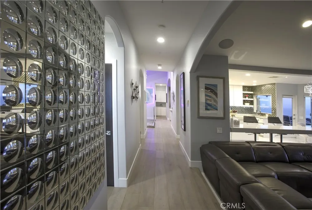 3 Via Pasa San Clemente, CA 92673