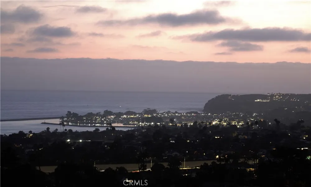 3 Via Pasa San Clemente, CA 92673