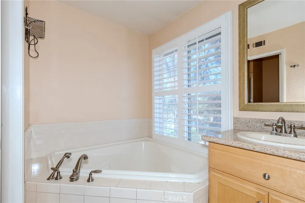 160 Eucalyptus Anaheim Hills, CA 92808