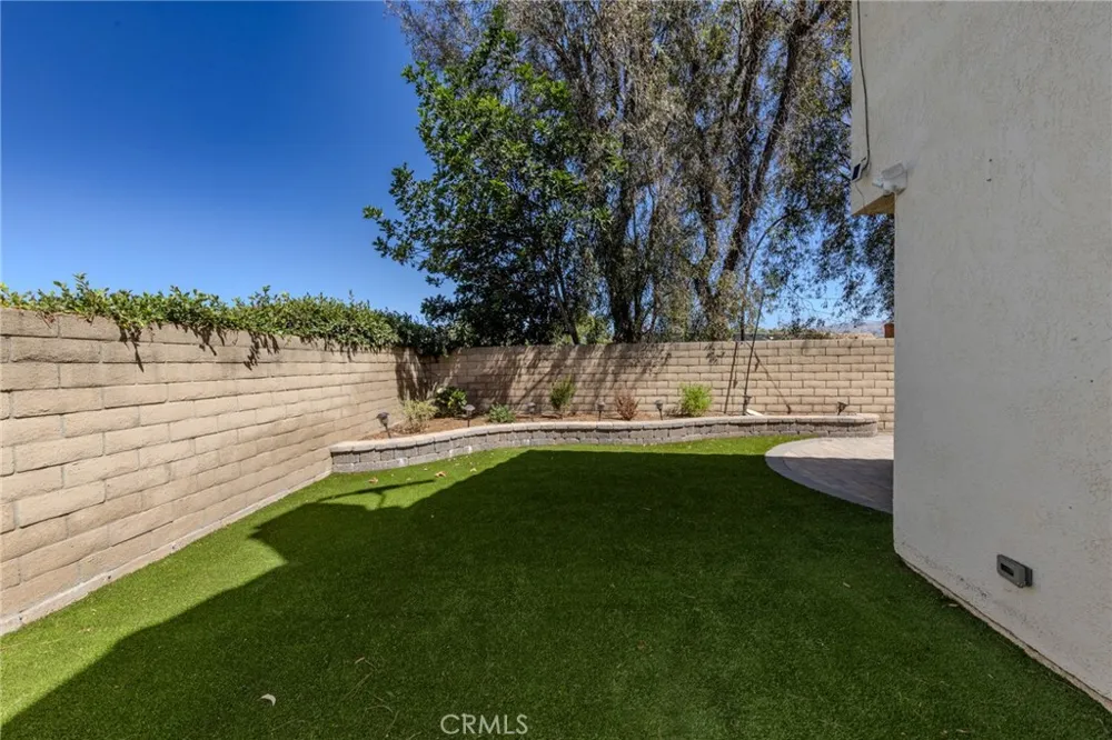 160 Eucalyptus Anaheim Hills, CA 92808