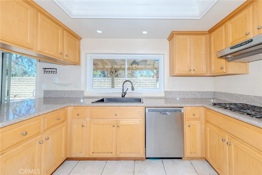 160 Eucalyptus Anaheim Hills, CA 92808