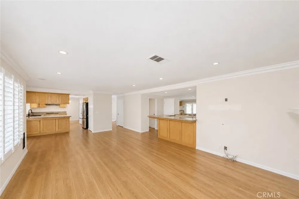 160 Eucalyptus Anaheim Hills, CA 92808