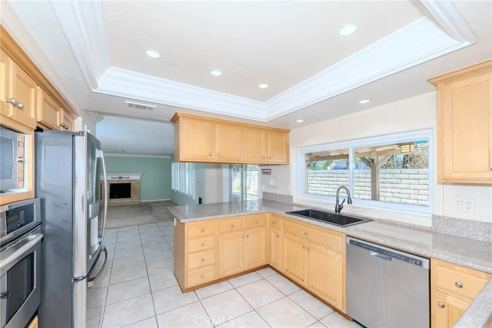 160 Eucalyptus Anaheim Hills, CA 92808
