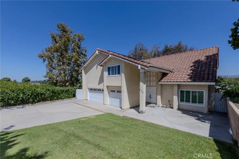 160 Eucalyptus Anaheim Hills, CA 92808