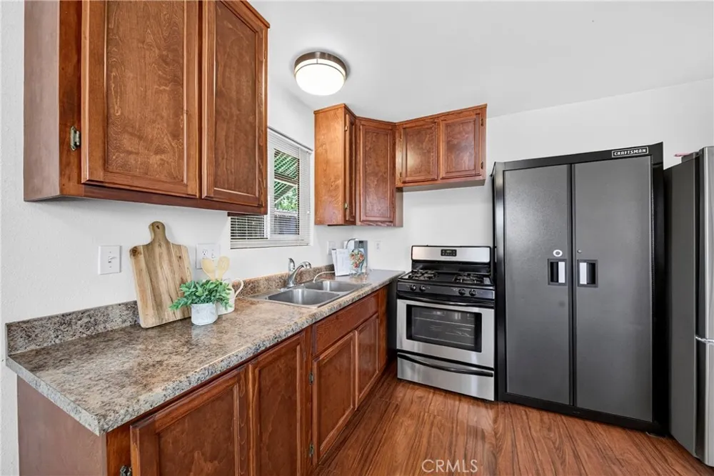 821 Buena Vista Avenue La Habra, CA 90631