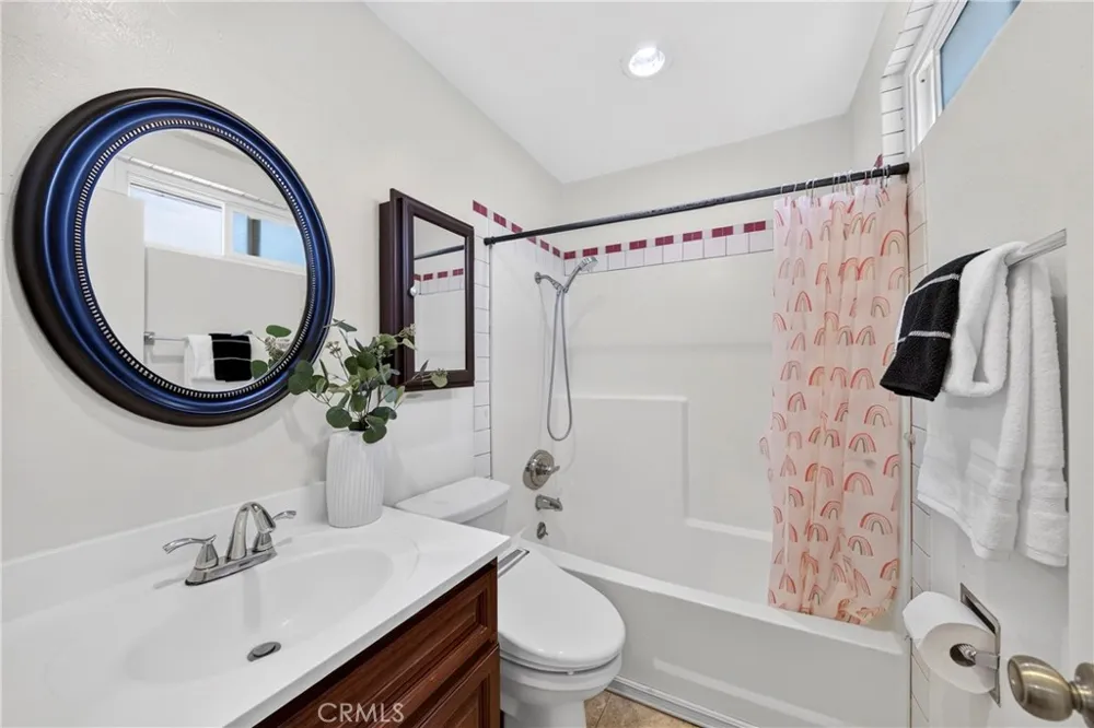 821 Buena Vista Avenue La Habra, CA 90631
